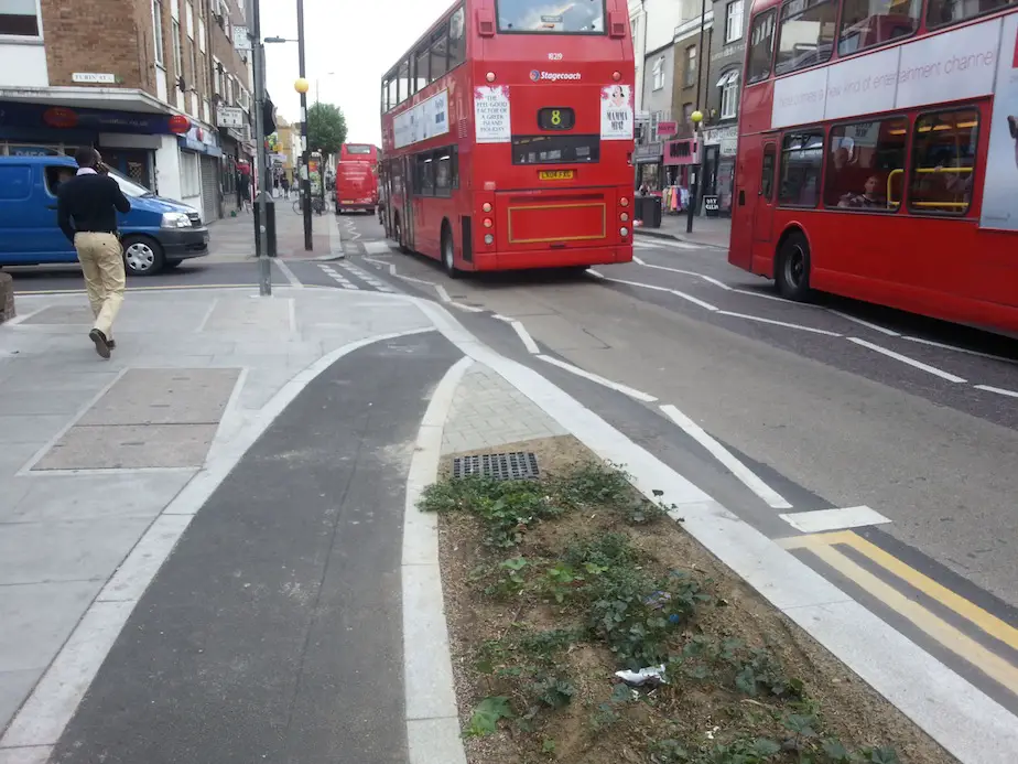 The Good and Bad of London's Controversial New Bike Lane - This Big City